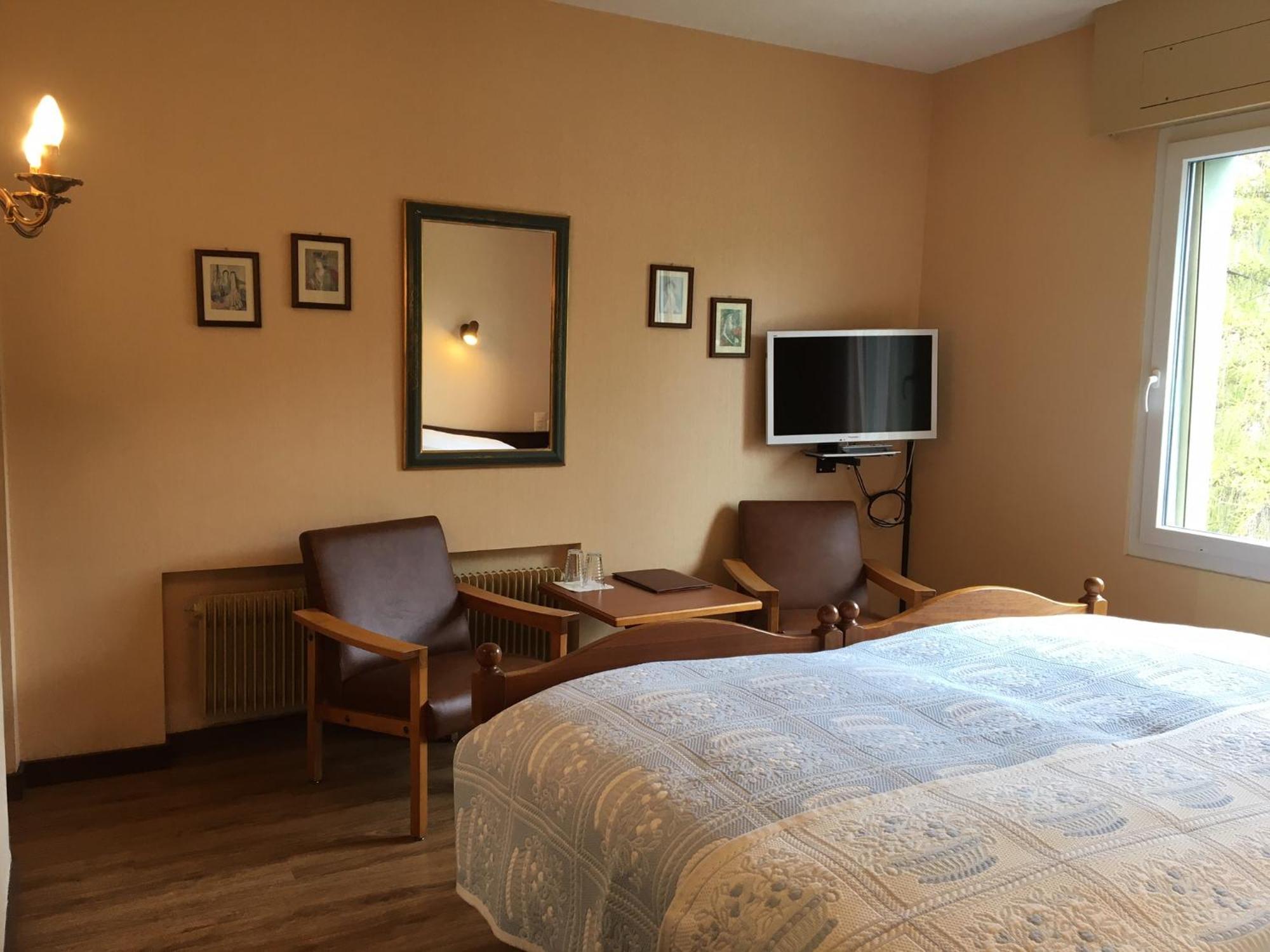 Hotel Belmont Кран-Монтана Екстер'єр фото